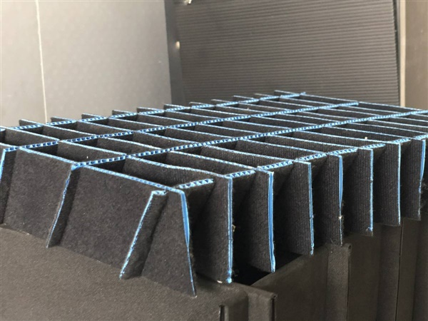 兩次成型彎框機(jī)，液壓彎框機(jī)。